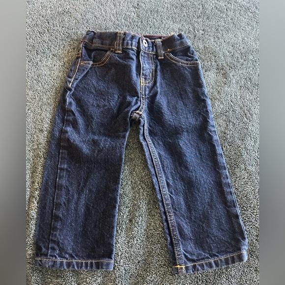 NWOT Toddler Dark Wash Relaxed-Fit Classic Jeans - Picture 1 of 7